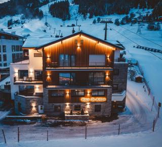 Haus St Anton - SKI IN SKI OUT - 0