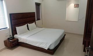 FabHotel Classic Comfort - 2