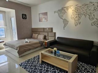 Serene & Comfortable Studio - 8