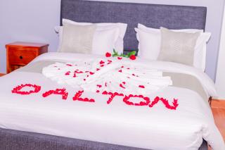 The Dalton Grand Hotel - 3