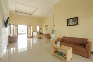 IDR Green Guest House Syariah Mitra RedDoorz - 6