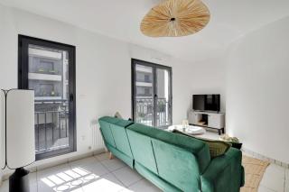 Amazing Appt - 2BDR-6P - Near Paris & La Defense - 5