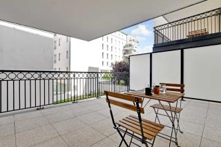Elegant apartment - 1 bedroom-2 bedrooms - close to Paris & La Defense - 8