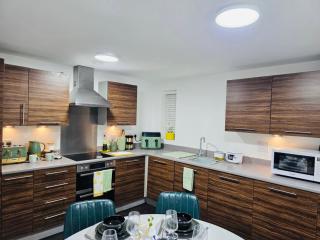 Kensington Bliss - 3 Bedroom House in Colchester - Lexden - 3