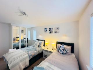 Kensington Bliss - 3 Bedroom House in Colchester - 5