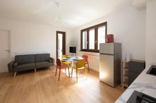 Casa con terrazzo in ottima posizione vicino Como - 0