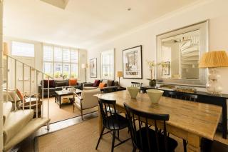 Cobbled Charm 3 Bedroom House - 9
