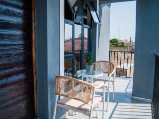 Overflow Accommodation Lodge - 5
