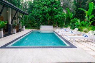 Woodlands Family Villa - 5