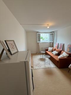 Le Citadin 2 min à pied de la gare - 4