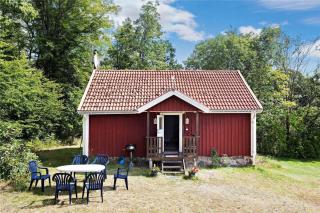 KRO048-Urshult-Vaesterbotorp-Bosgard - Urshult - 0