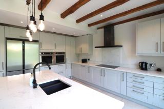 Beautiful arts and crafts home - 8