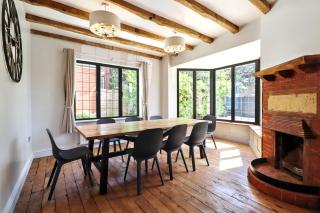 Beautiful arts and crafts home - 6