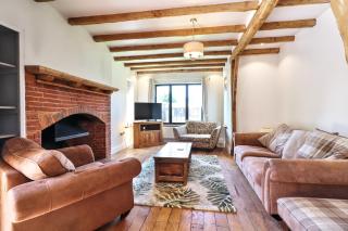 Beautiful arts and crafts home - 5