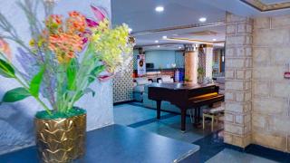 AA Hotels, Suites and Apartments - 4