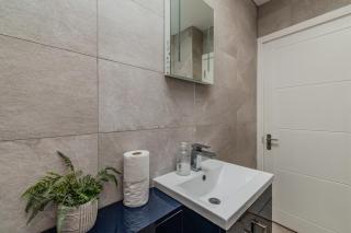 Beautiful Brighton 2 Bedroom Apartment Sleep 6 - 6