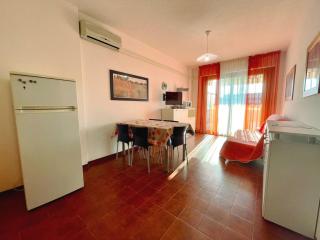 One-bedroom flat with shared pool - 6