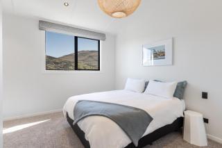 Private Spa with Remarkables & Coronet Views - 9