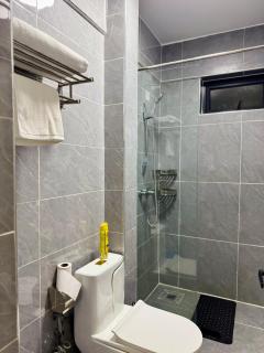 Cozy 2 Bedroom Apartment in Kilimani Yaya Center - 9