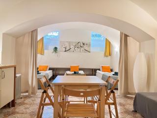Apartment for 12 guests in city center - 3