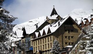 Snö Villa de Sallent 4 - 0