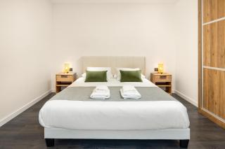 Apartamento Italia 2, Newly Renovated, AC & WiFi - 0