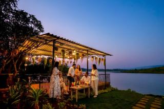 StayVista at Nihira Farms with Lake View - Kamshet - 6