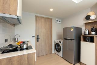 Space 404 - 1BDR with Coworking, Pool & Gym Access - 1