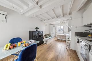 BnBNova - Le Louvre & Notre-Dame - 7