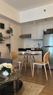 Modern Cozy Studio Unit near Abreeza Mall - 2