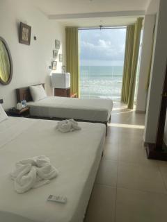 KINGS BAY Beach Resort - 7