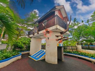 Cozy 2BR Bassura Apt pool WI-FI Netflix - 7