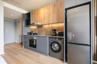 507 Riverlands - Lux Studio Apartment - 8