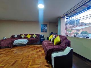 Dpto Amplio, TV75in, Cochera, Céntrico y BBQ - 2