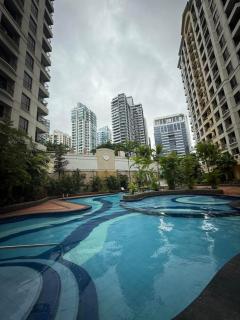 BGC Condominium Near St Luke Fort Bonifacio Taguig - Manilla - 9