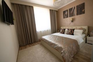 The Royal House 102 sqm 2BR Two Floor Apartment - 9