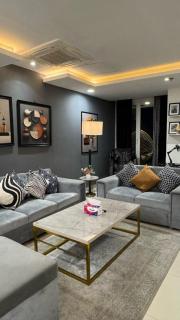 Gold Crest Executive Apartments DHA Lahore - 3