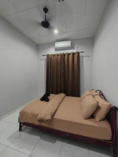 Sakan Homestay, aircond, wifi - 2