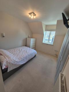 2 bedroom house in Moreton Hall - 5