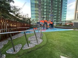 Sunsuria Forum SOHO by Amani Home Free Wifi 200mbps, Netflix - 6