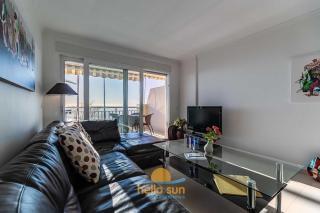 130 - Beachfront Apartment with Spectacular Sea Views, Fuengirola - 3