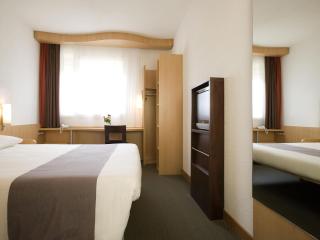 Ibis Cotonou - 1
