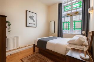 Zen Apartment - CAMDEN MARKET, 5 mins from tube - by KeyHol Holidays - 1