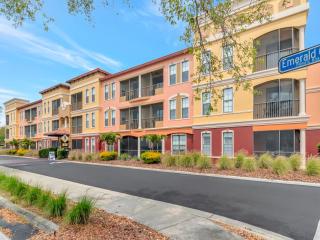 2 bed 2 bath full Kitchen, at Golf Resort - 9