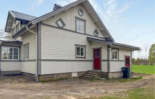 Pet Friendly Home In Bolmsö With Sauna - 8