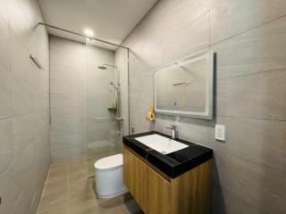 Kim Apartment - Cozy 1BR for Couples in Thảo Điền - Yellow - 6