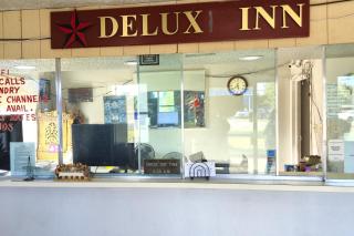 Deluxe Inn Motel By OYO Grand Prairie Interstate 30 - 2