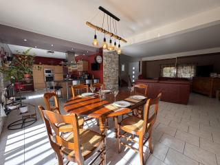 Les Charmes - 8pers - Piscine - Rêve au Mans - 5