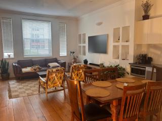 CBD Townhouse ,Close to Beach, Harbour, Bars, Restaurants - 1