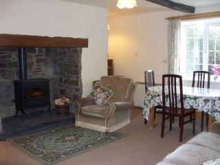 East Hook Holiday Cottages - Daisy Cottage - 3